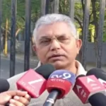 দিলীপ ঘোষের কণ্ঠে কাঁপল ইকোপার্ক: ভরসকালে ঝালমুড়ির আড্ডায় এল ‘বিশেষ’ চমক!