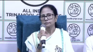 তৃণমূলে মহাধস? প্রথম কর্মসূচিতেই উধাও ৫০ বিধায়ক, ঘোর সংকটে খোদ ‘প্রধান বিরোধী দল’!