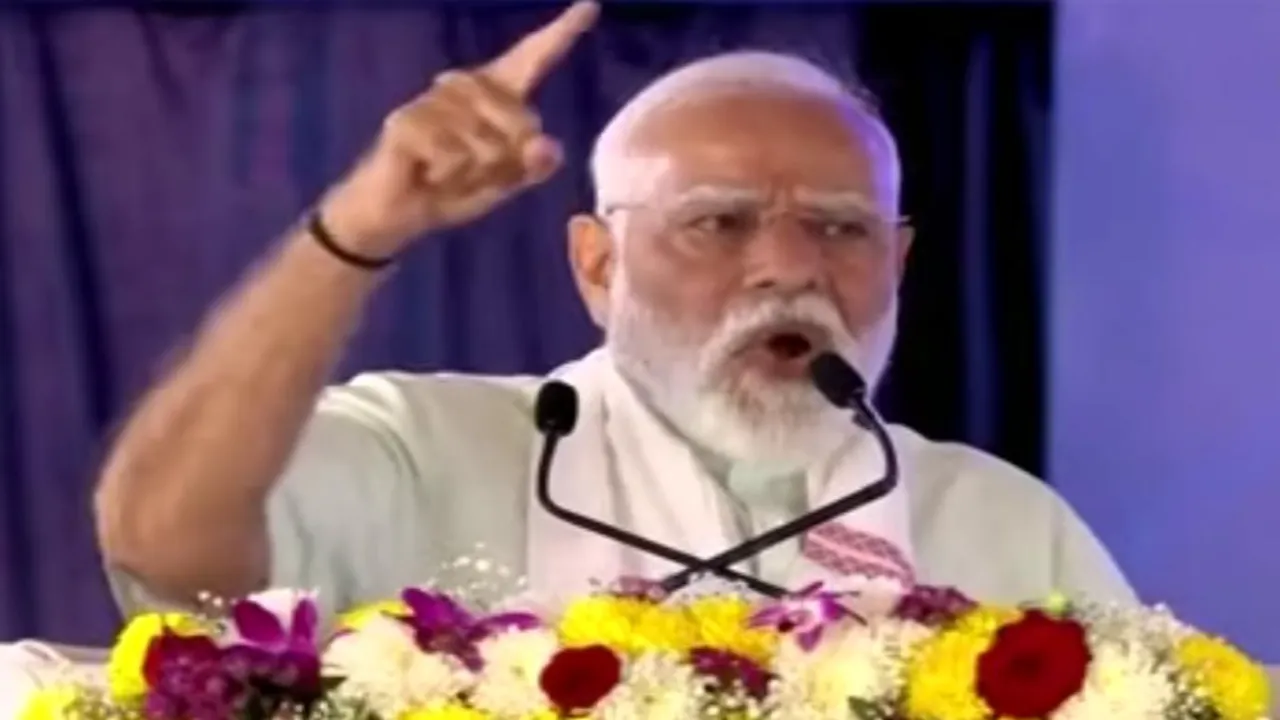 রাষ্ট্রপতির অপমানে শুধুই পোস্ট নয়! এবার দিল্লির সভা থেকে তৃণমূলের পতনের হুঙ্কার মোদীর!