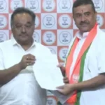 শমীকের সারপ্রাইজ গিফট! শুভেন্দুর হাতে তুলে দিলেন ২০২৬-এর সেই বিশেষ রক্ষাকবচ!