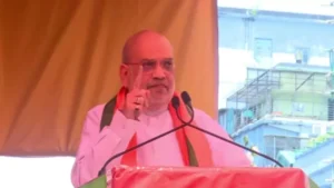 অমিত শাহের রোড শো-তে গাফিলতি: ডিসি-সহ ৪ পুলিশ অফিসার সাসপেন্ড!