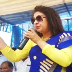 শতাব্দী রায়ের চোখের সামনেই এ কি কাণ্ড! বীরভূমে তৃণমূলের বৈঠকে যা ঘটল, জানলে চমকে উঠবেন!