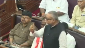 বিধানসভায় চূড়ান্ত লজ্জায় বুয়া-ভাতিজার কোম্পানি! স্পিকার নির্বাচনের পরেই বিরোধী বেঞ্চের ‘সিন্ডিকেট’ ধুয়ে দিলেন তাপস রায়, মোক্ষম চালে কাঁপছে মমতার দুর্গ!