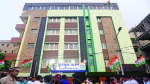 নবান্ন হাতছাড়া হতেই এবার ‘ঘরছাড়া’ তৃণমূল? বাইপাসের সদর কার্যালয় খালি করার চরম আলটিমেটাম!