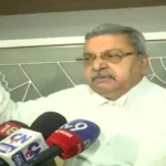 রক্তের টান বনাম ৪০ বছরের ঘাম! বিধানসভা ভোটের ভরাডুবির পর কি অনুগতদের ‘ডাস্টবিনে’ ফেলবেন মমতা? বিস্ফোরক আলটিমেটাম কল্যাণের!