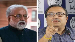 ‘বাই ওয়ান গেট ওয়ান ফ্রি’, সাথে ভ্রাম্যমাণ বিউটি পার্লার! সুদীপ-নয়নাকে বেনজির আক্রমণ কুণাল ঘোষের, ভাঙনের মুখে পিসি-ভাইপোর তাসের ঘর!
