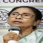 ব্রেকিং নিউজ: ল্যাজেগোবরে পিসি-ভাইপো? এবার দিল্লিতেও ভাঙনের মুখে তৃণমূল, ১৮ সাংসদ নিয়ে ৮ জুন স্পিকারের ঘরে মহাবিদ্রোহের জল্পনা!