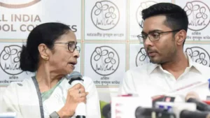তৃণমূলের ৪৪০ কোটি টাকার ৩টি ব্যাঙ্ক অ্যাকাউন্ট ফ্রিজ করল পুলিশ: দলীয় কোন্দল ও আর্থিক অনিয়মের অভিযোগে সরব বিজেপি!