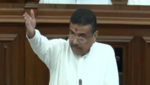 “গ্যালারিতে হরগোবিন্দ দাসের স্ত্রী, বুঝুন কেন এই বিল দরকার!” বিধানসভায় গুন্ডাদমন বিল পেশ করে হুঙ্কার মুখ্যমন্ত্রীর!
