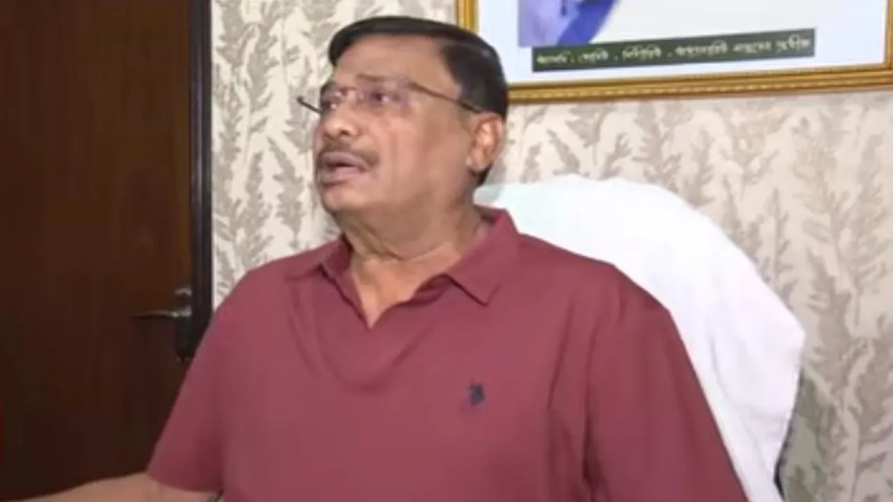 নবান্ন হাতছাড়া হয়েছে আগেই, এবার কলকাতার ঐতিহ্যবাহী পুরসভাতেও চূড়ান্ত ধস! ব্যর্থতা স্বীকার করে মেয়র পারিষদ পদ ছাড়লেন তারক সিং!