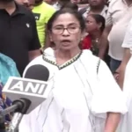 ‘থানার আইসি যেন বিজেপির মণ্ডল সভাপতি, এসপি হলেন জেলা সভাপতি’, পুলিশ নিষ্ক্রিয়তার অভিযোগে হাইকোর্টে যাওয়ার হুঁশিয়ারি মমতার!