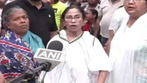‘থানার আইসি যেন বিজেপির মণ্ডল সভাপতি, এসপি হলেন জেলা সভাপতি’, পুলিশ নিষ্ক্রিয়তার অভিযোগে হাইকোর্টে যাওয়ার হুঁশিয়ারি মমতার!