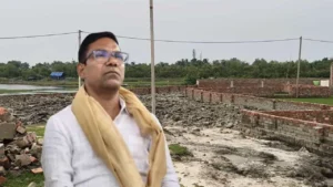 ক্যানিংয়ে হুলুস্থুল! নদীর চর ‘দখল’ করে তৈরি তৃণমূল বিধায়কের আশ্রমে ঝুলল সরকারি তালা!