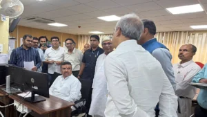 রাজ্যে বন্যার ভ্রুকুটি! জলসম্পদ ভবনে মুখ্যমন্ত্রী শুভেন্দু অধিকারী, যুদ্ধকালীন তৎপরতায় কন্ট্রোল রুম খোলার নির্দেশ!
