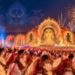 বদলের বাংলায় রেড রোড টু ইডেন কাঁপানো ধামাকা! মহালয়াতেই দুর্গোৎসবের মেগা সূচনা করে ‘পিসি-ভাইপো’-র চেনা অপসংস্কৃতিকে ধুয়ে দিলেন মুখ্যমন্ত্রী!