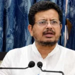 হারের আগেই রণে ভঙ্গ? ‘খাতা খুলেছি, এবার ঘুমাব!’ রেজিনগরে গণনাকেন্দ্র ছেড়ে পালালেন ঋতব্রতর প্রার্থী!